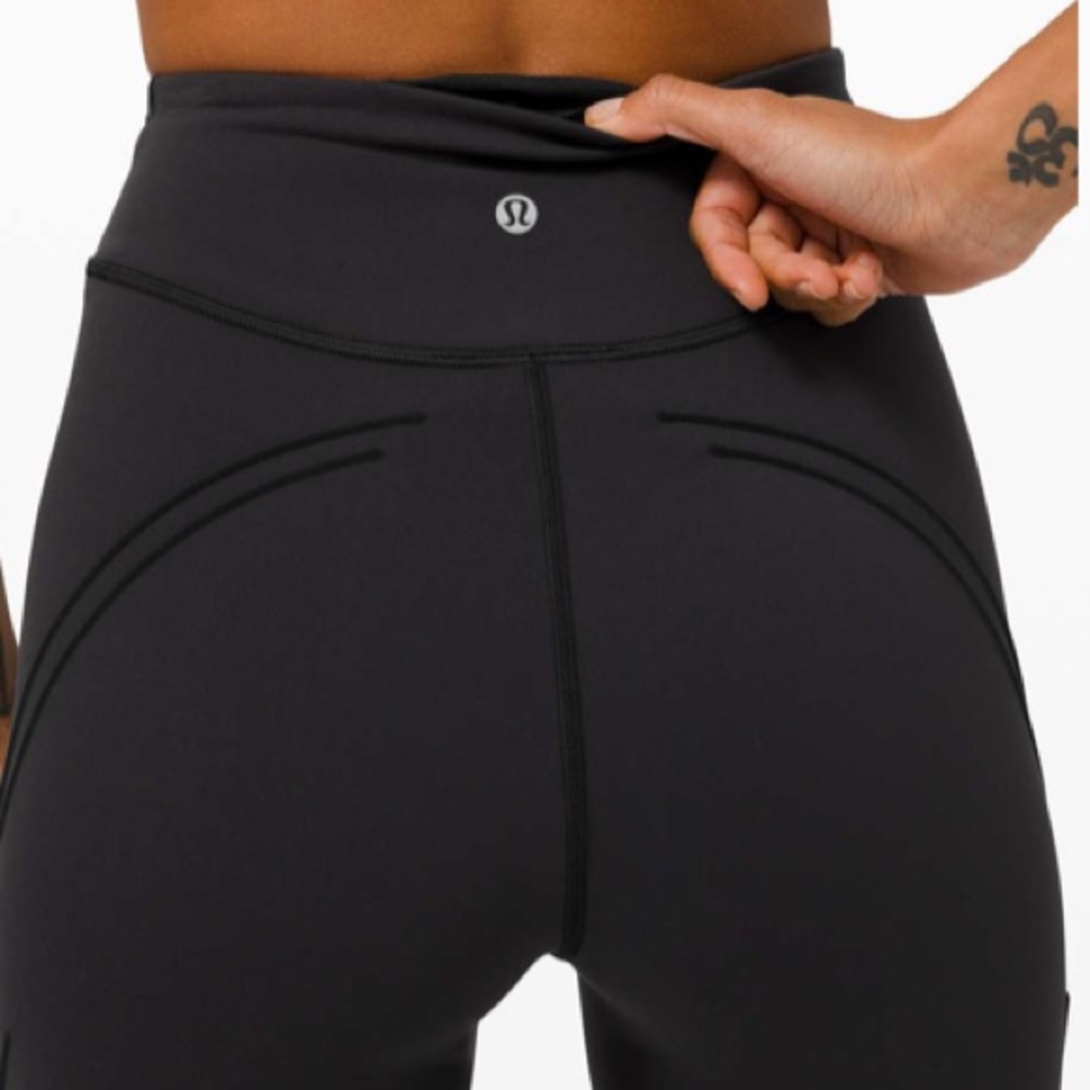 Lululemon Get in Line Super High-Rise Tight 28"
Black